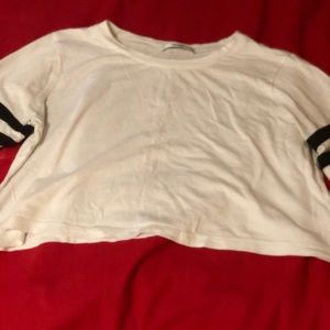 Super cute crop top!!